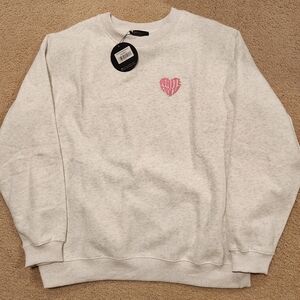 White Fox Boutique White Sweatshirt NwT XL Head Over Heart Oversized
